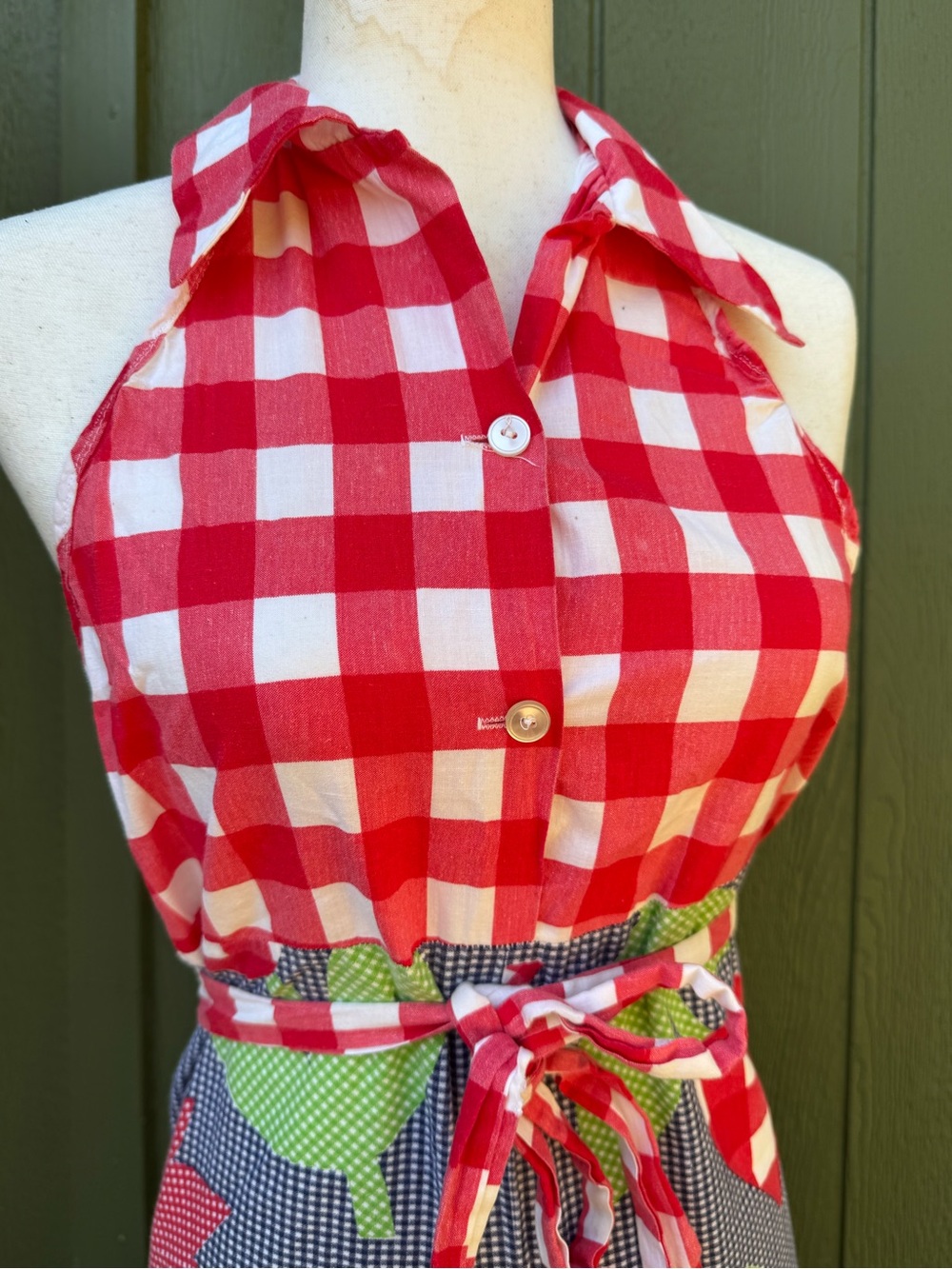 1960s/70s Vintage Red Gingham Tulips Halter Floral Jumpsuit - Picture 2 of 9